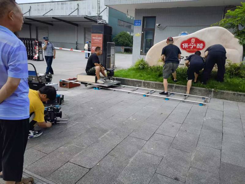 乌达区广告片拍摄公司核心优势：全流程服务，让品牌广告片省心更出彩