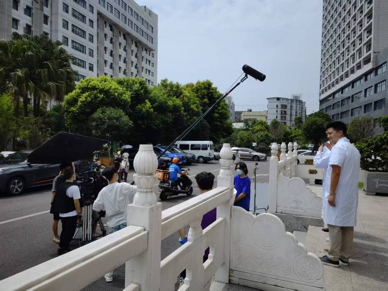 乌达区广告片拍摄公司低成本实现高规格制作的诀窍